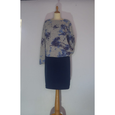 Pulli - grau/blau Rock - dunkelblau ( gibt es auch in schwarz und dunkelgrün)